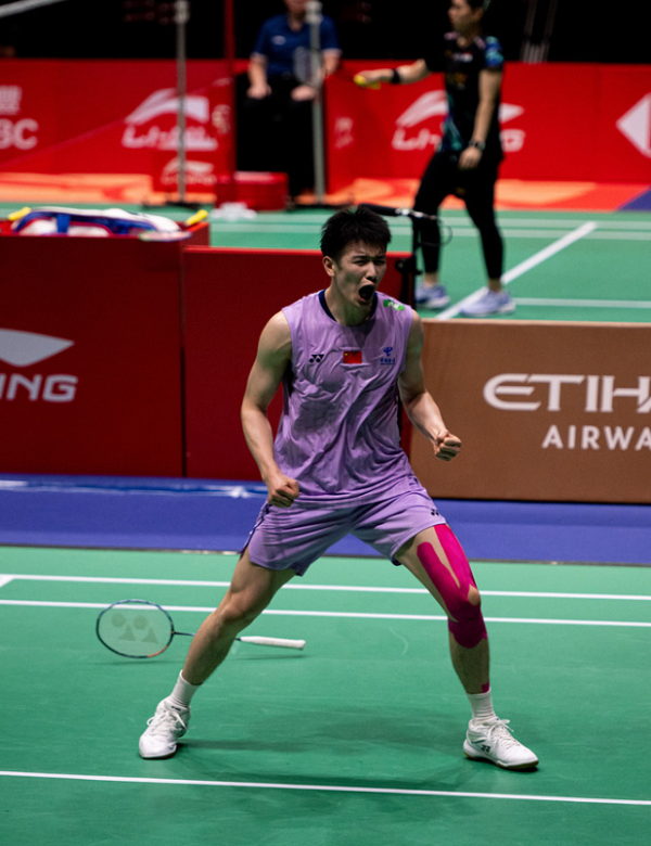 配资平台股票开户 对攻大战完爆世界第十！李诗沣2-0小波波夫，有望破12年无冠魔咒